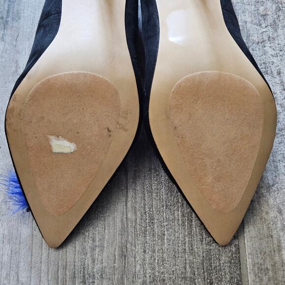 Betsey Johnson Eyes Heels Womens 7.5 Black Pointed Fur Detail Statement Novelty - Picture 6 of 12